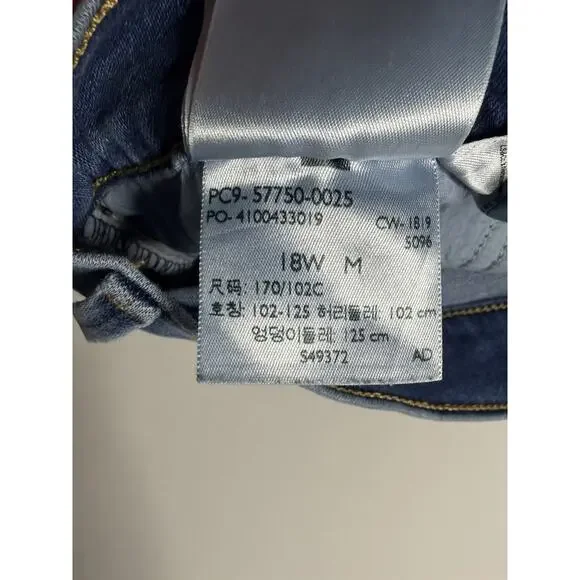 Levi’s 18W Womens Plus Mid Rise Straight Leg Jeans Stretch Blue Denim Pants - Picture 4 of 9